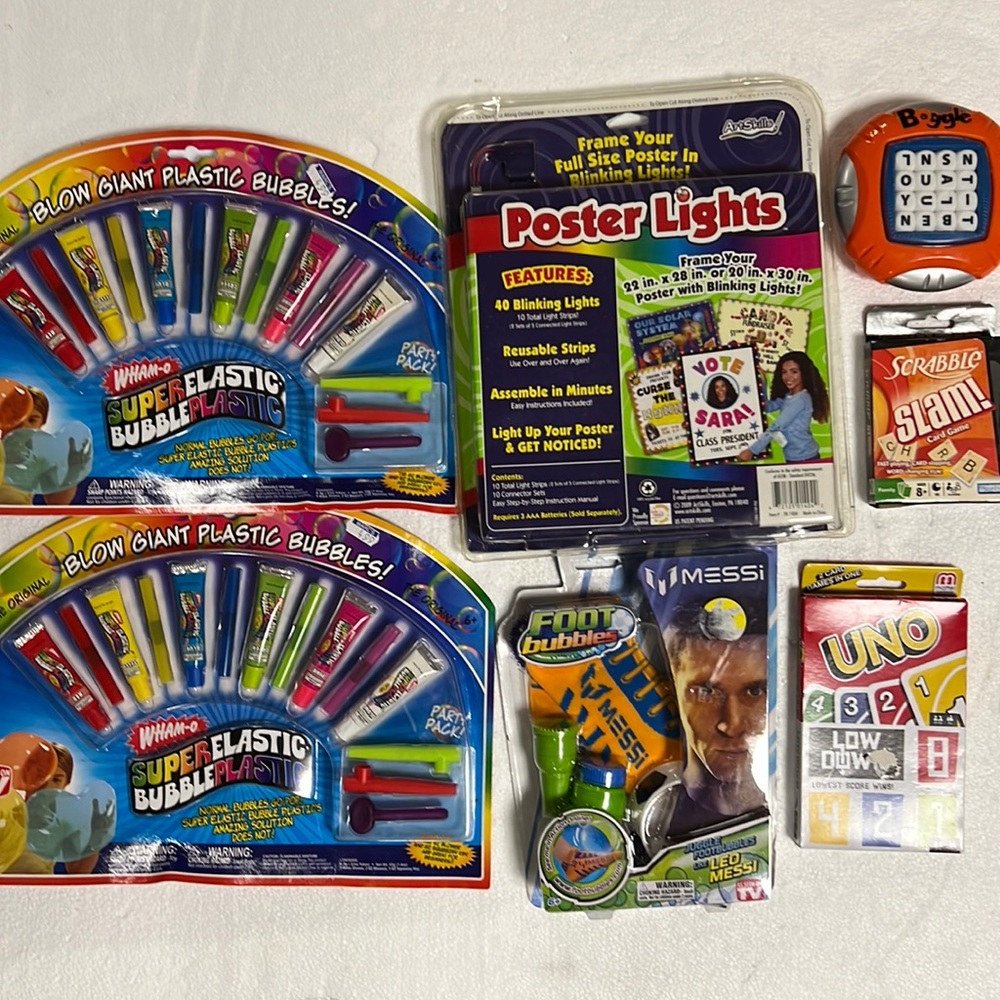 🆕 as seen on tv bubbles, poster lights, uno, scrabble, boggle, Messi bubbles